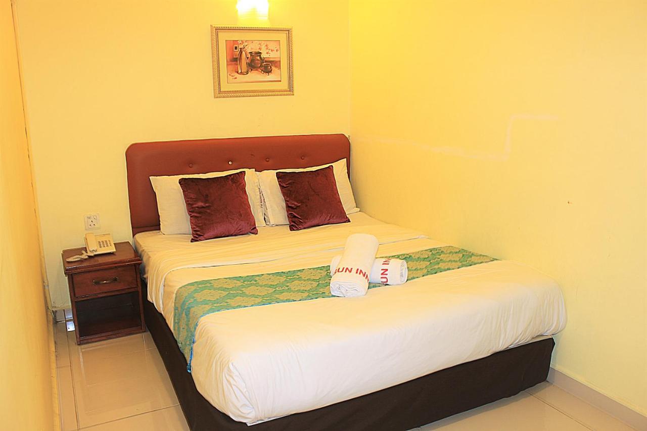 Sun Inns Hotel Ayer Keroh Extérieur photo