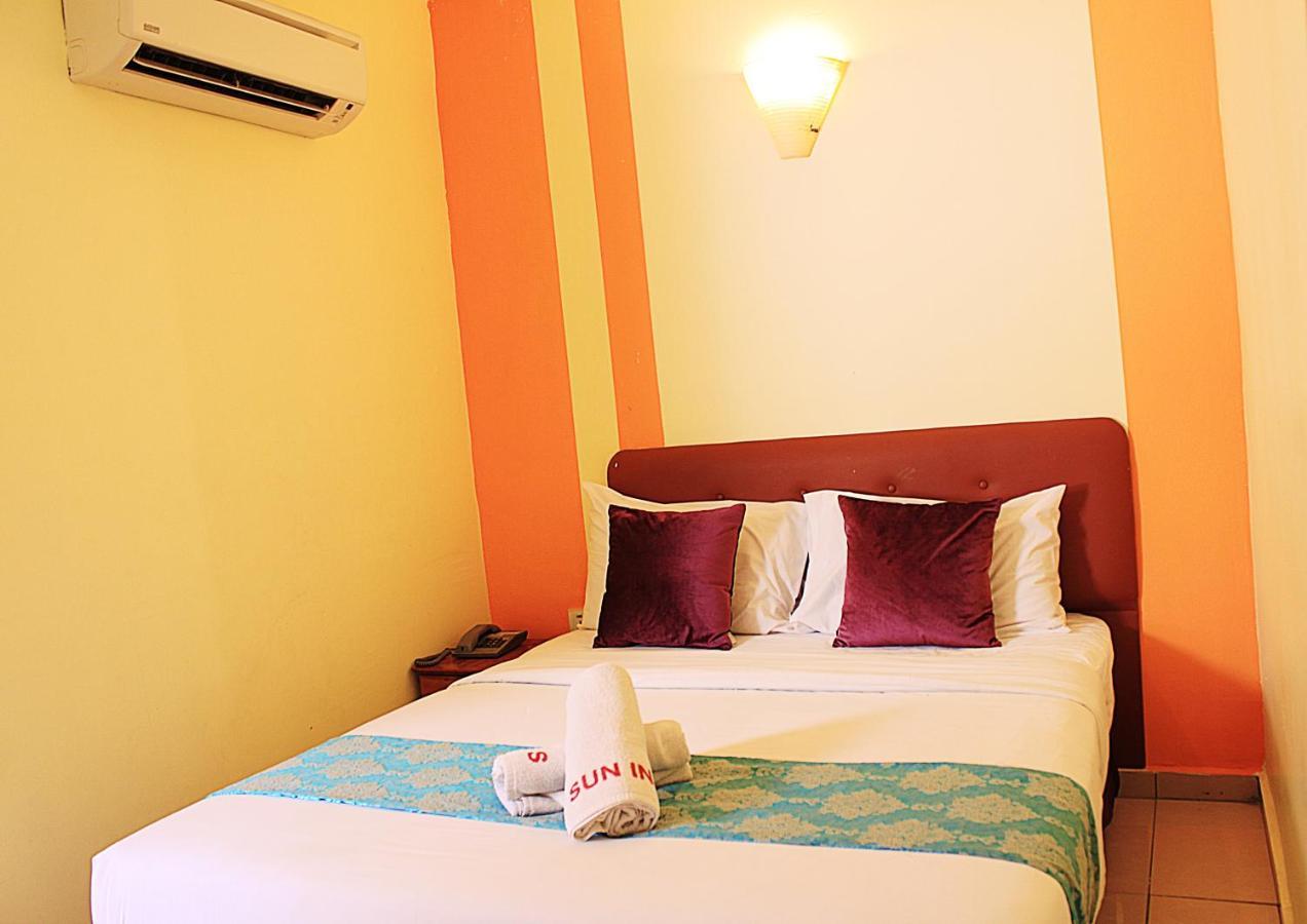 Sun Inns Hotel Ayer Keroh Extérieur photo