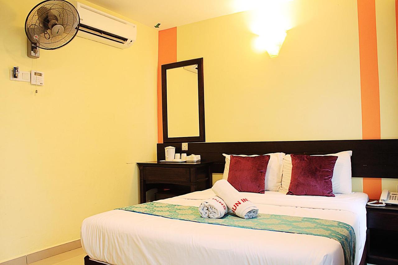 Sun Inns Hotel Ayer Keroh Extérieur photo