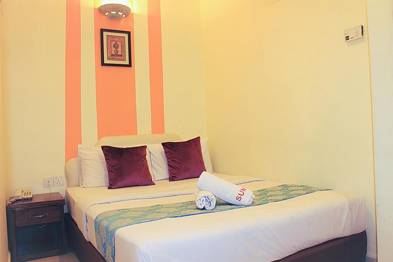 Sun Inns Hotel Ayer Keroh Extérieur photo