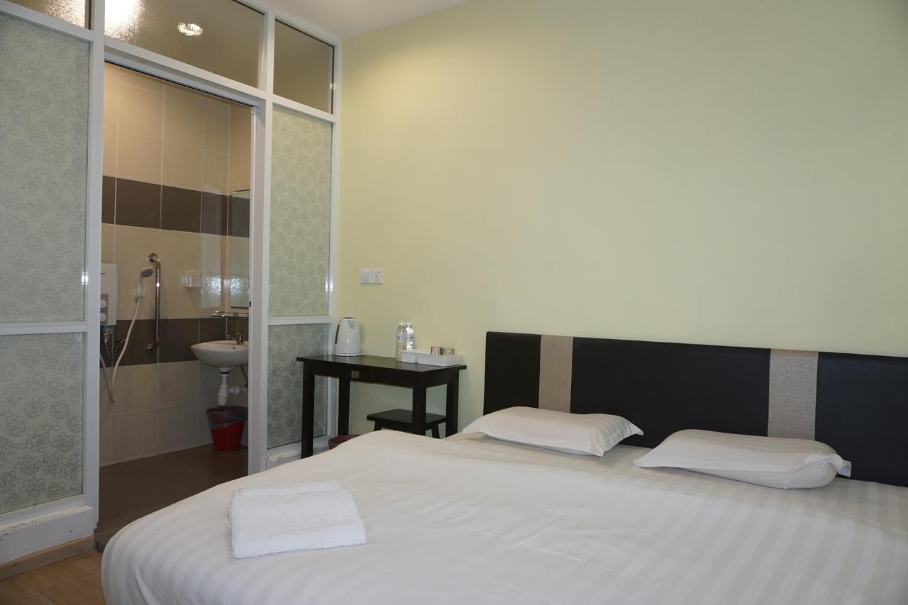 Sun Inns Hotel Ayer Keroh Extérieur photo