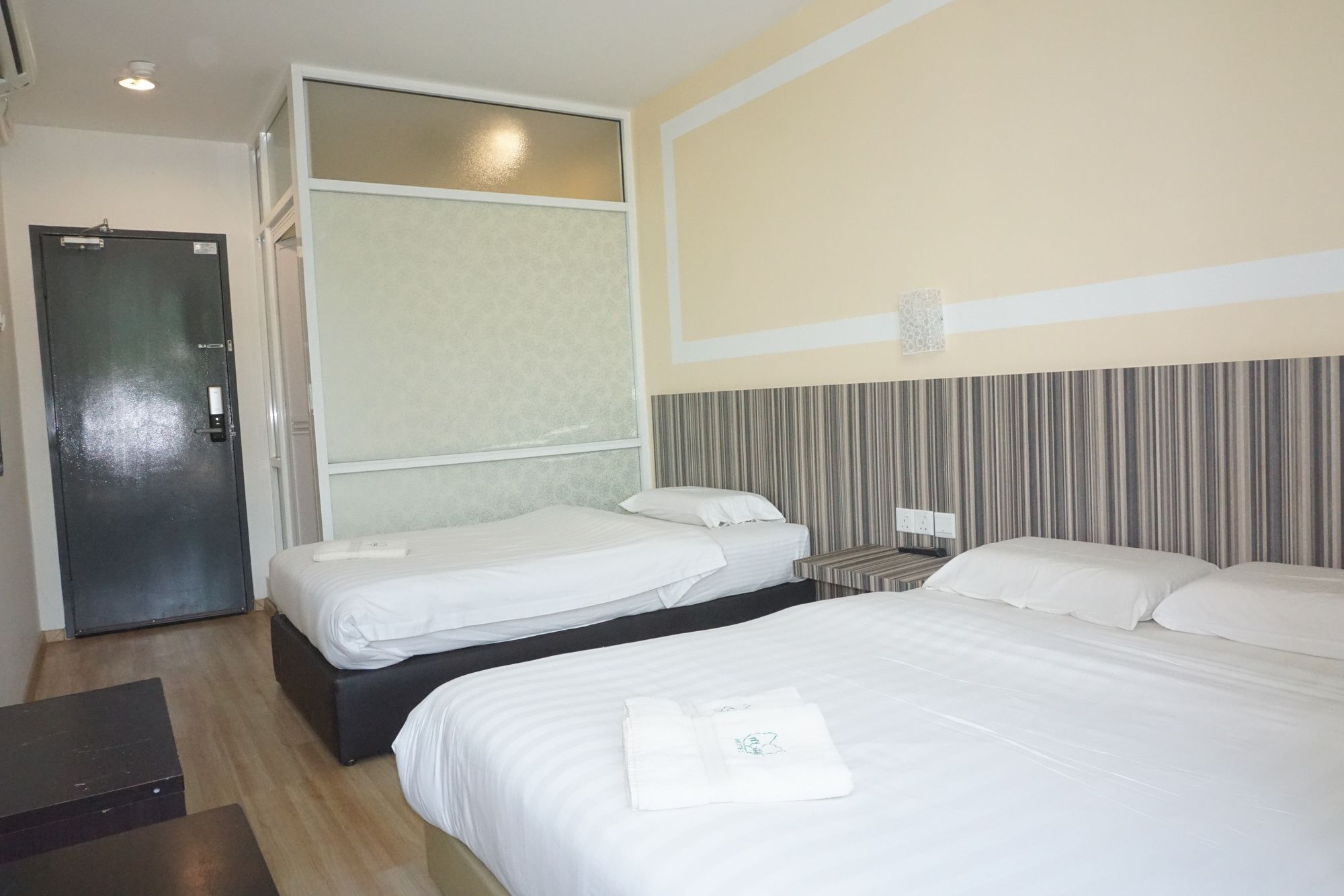 Sun Inns Hotel Ayer Keroh Extérieur photo